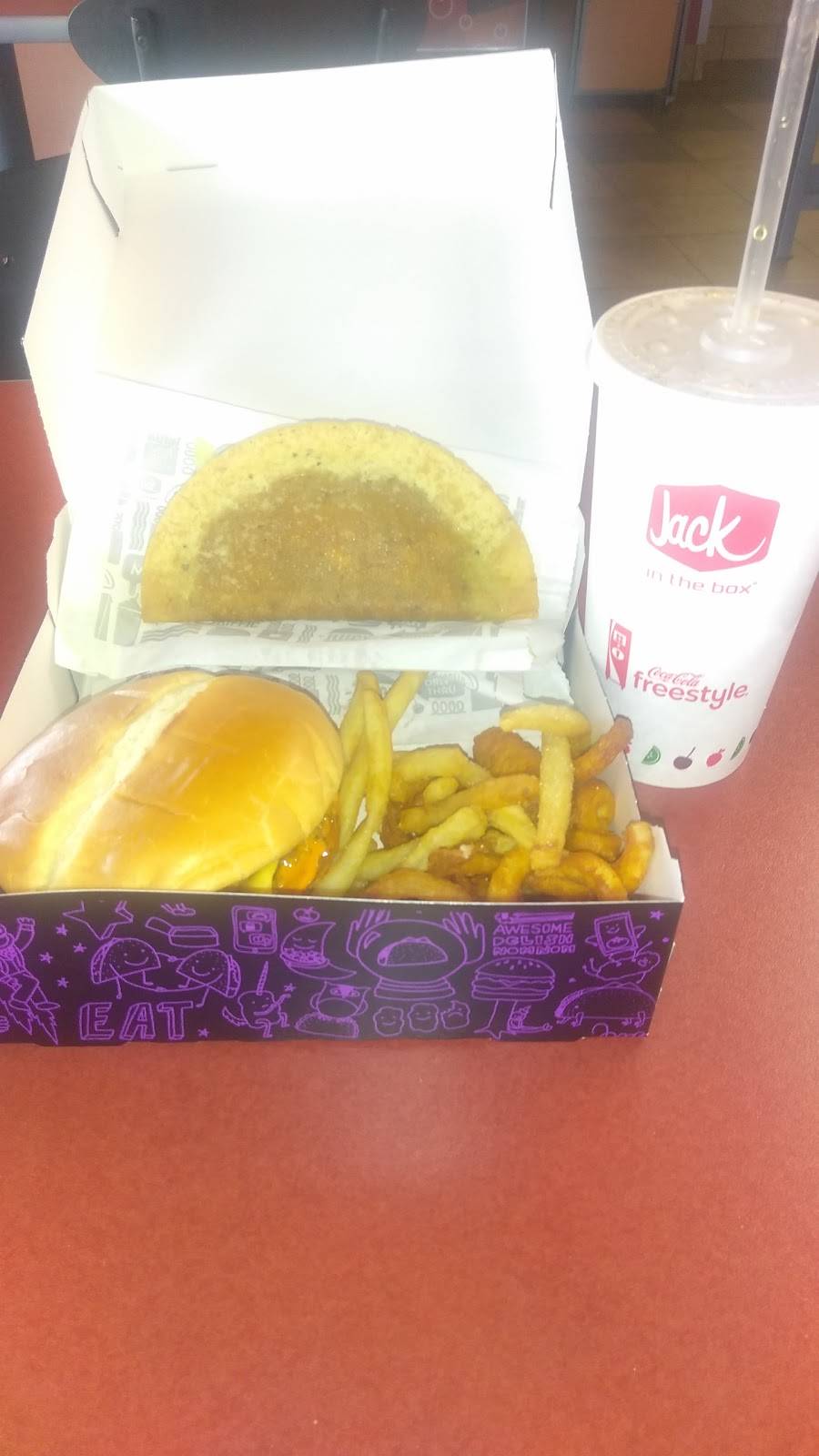 Jack in the Box | restaurant | 1141 W Highland Ave, San Bernardino, CA 92405, USA | 9098836577 OR +1 909-883-6577