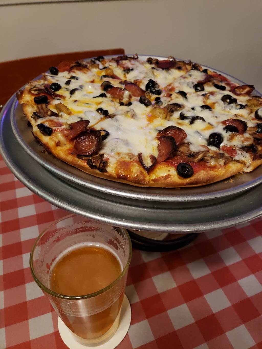 Pizzeria Portofino | restaurant | UPSTAIRS!!!, 274 A St, Eastsound, WA 98245, USA | 3603762085 OR +1 360-376-2085