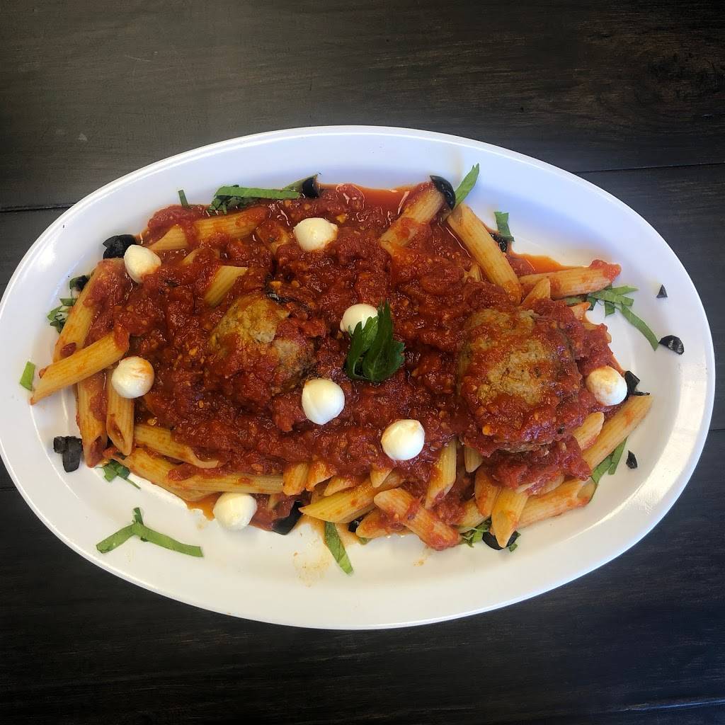 Richies Pizza-Eatery | restaurant | 465 Atlantic Ave, East Rockaway, NY 11518, USA | 5162263636 OR +1 516-226-3636