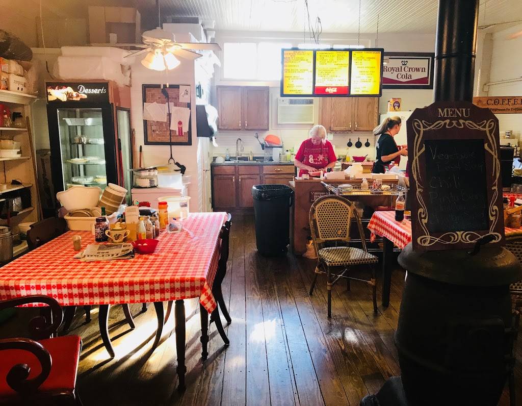 SAMS Corner Restaurant | restaurant | TN-56 &, Phipps St, Coalmont, TN 37313, USA | 9315927267 OR +1 931-592-7267