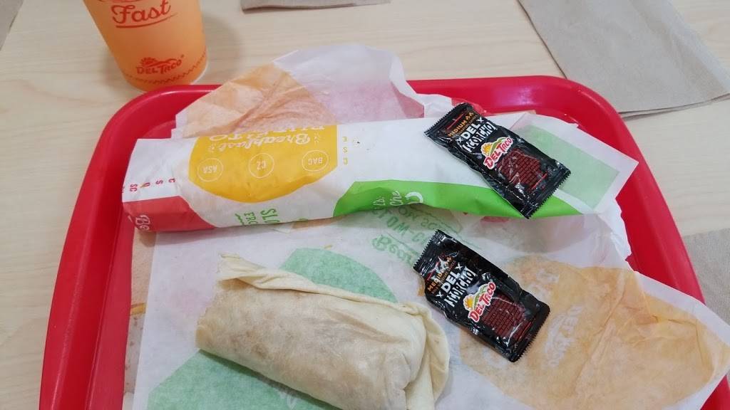 Del Taco | meal takeaway | 834 W Valley Blvd, Colton, CA 92324, USA | 9098251946 OR +1 909-825-1946