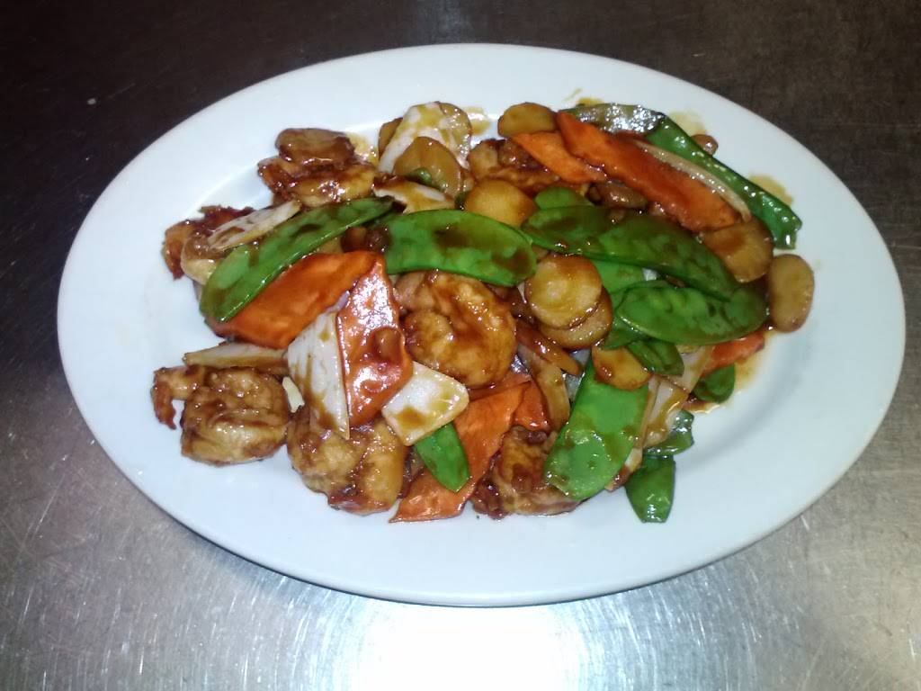 Golden Rooster | restaurant | 248 Dove Run Centre Dr, Middletown, DE 19709, USA | 3023768206 OR +1 302-376-8206