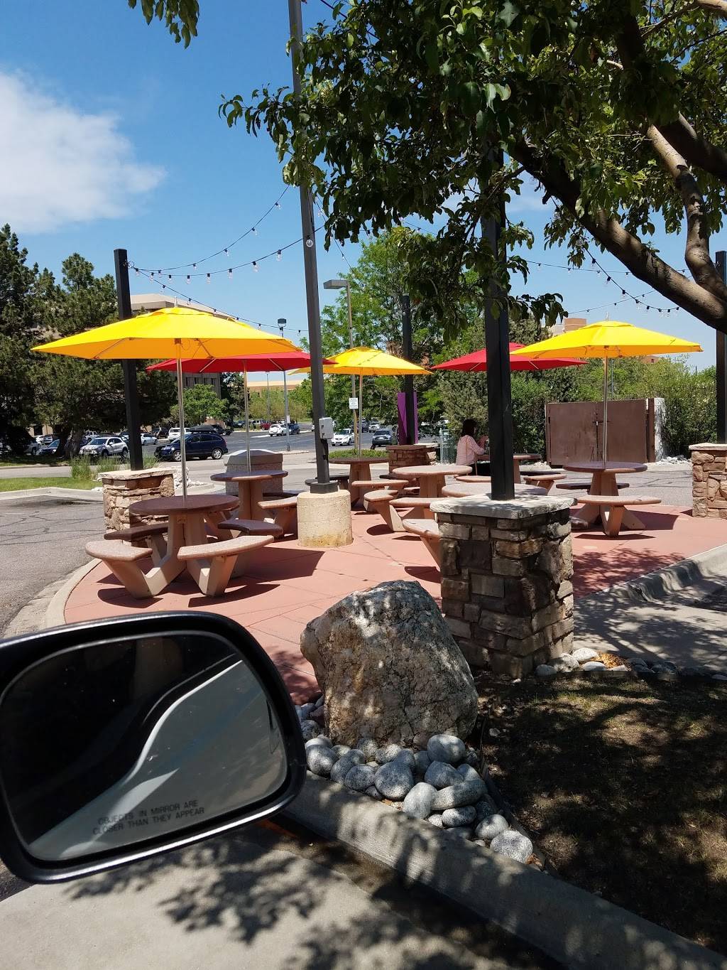 Good Times Burgers & Frozen Custard | restaurant | 100 S Union Blvd, Lakewood, CO 80228, USA | 3039699940 OR +1 303-969-9940