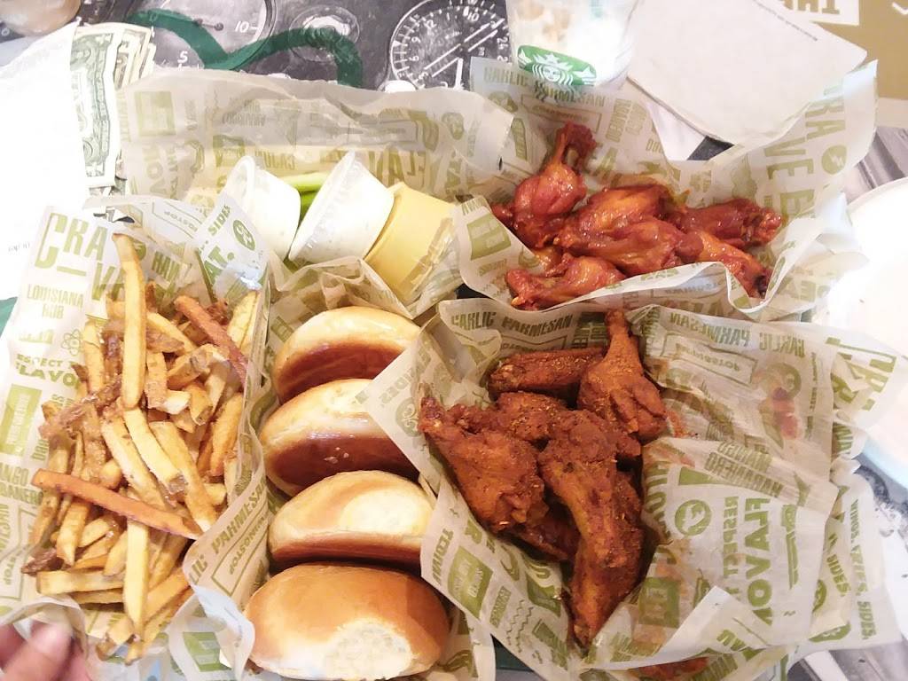 Wingstop | restaurant | 10749 North Fwy, Houston, TX 77037, USA | 2814489464 OR +1 281-448-9464