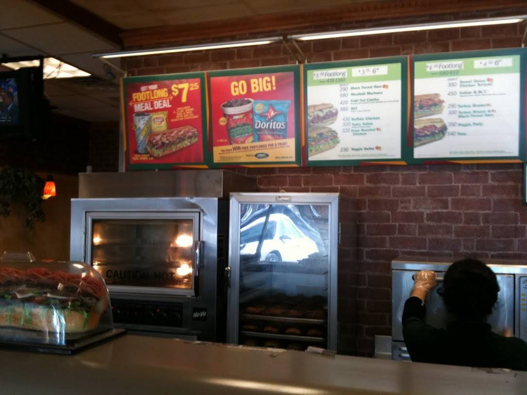 Subway | restaurant | 45 Snyder Ave SN-5, Philadelphia, PA 19148, USA | 2153367777 OR +1 215-336-7777