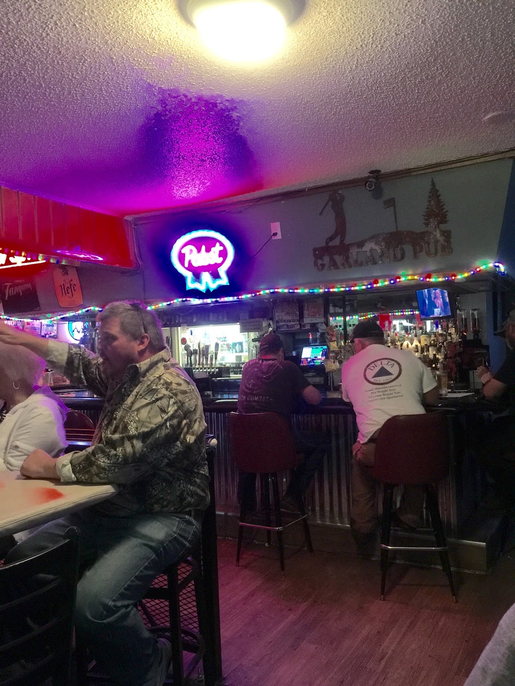 Garland Pub & Grill | restaurant | 3911 N Madison St, Spokane, WA 99205, USA | 5093267777 OR +1 509-326-7777