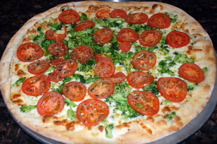 Villa Pizzeria Ristorante | restaurant | 411 Barnum Avenue Cutoff, Stratford, CT 06614, USA | 2033772033 OR +1 203-377-2033