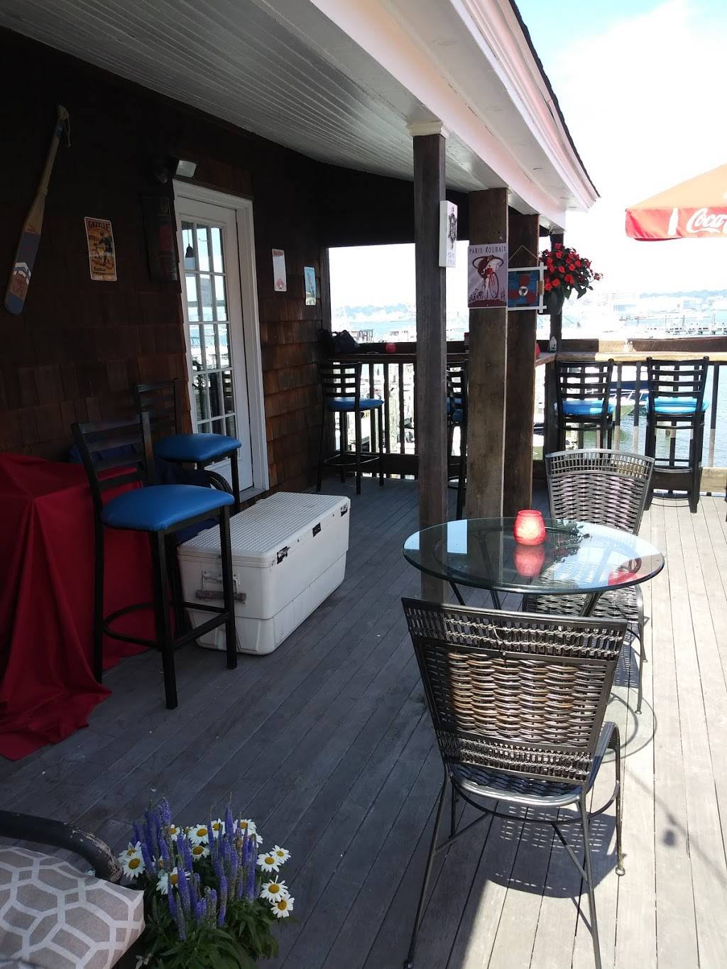 Sellfish Restaurant | restaurant | 260 Pequot Ave, New London, CT 06320, USA | 8605749645 OR +1 860-574-9645