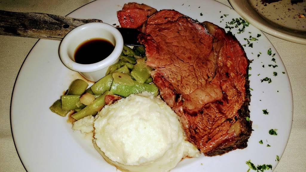 Carvers Steaks & Chops | restaurant | 11940 Bernardo Plaza Dr, San Diego, CA 92128, USA | 8584851262 OR +1 858-485-1262