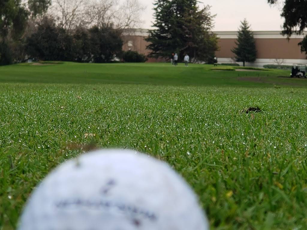 Skywest Golf Course | restaurant | 1401 Golf Course Rd, Hayward, CA 94541, USA | 5103172301 OR +1 510-317-2301