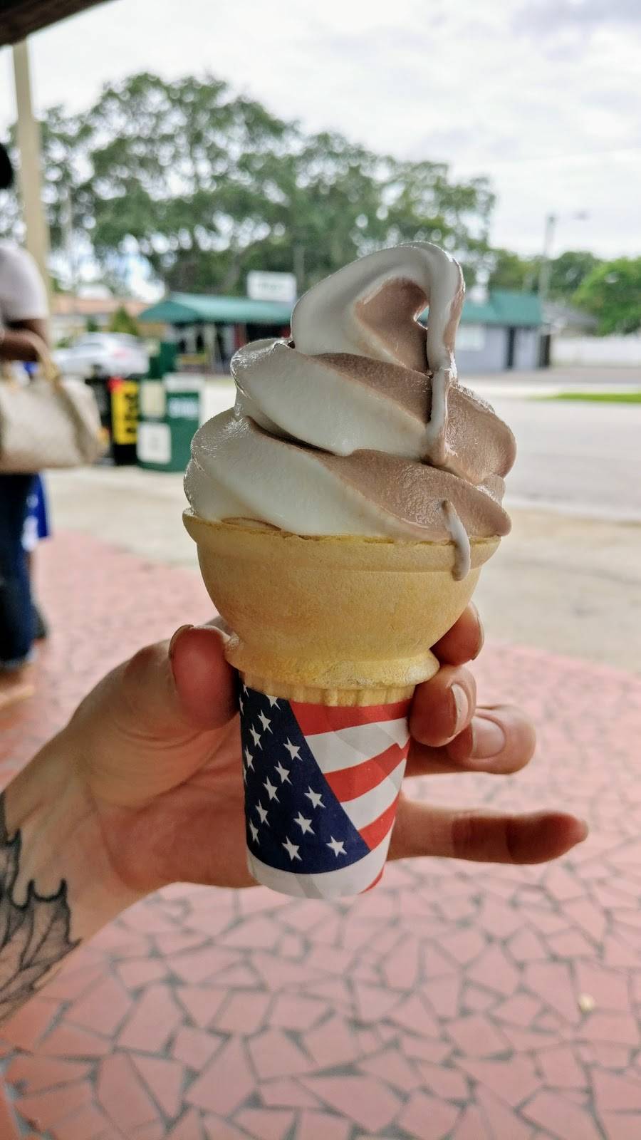 Dairy Inn | restaurant | 1201 Dr M.L.K. Jr St N, St. Petersburg, FL 33701, USA | 7278226971 OR +1 727-822-6971