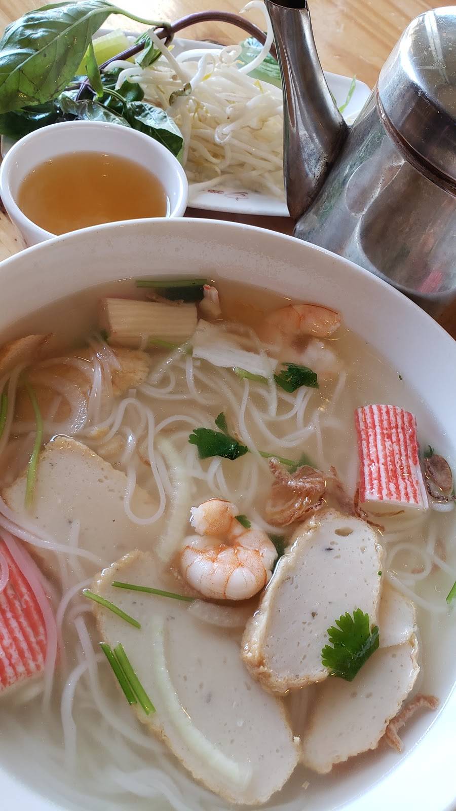 Pho Anh Dao | restaurant | 1919 Webster St, Alameda, CA 94501, USA | 5102638577 OR +1 510-263-8577