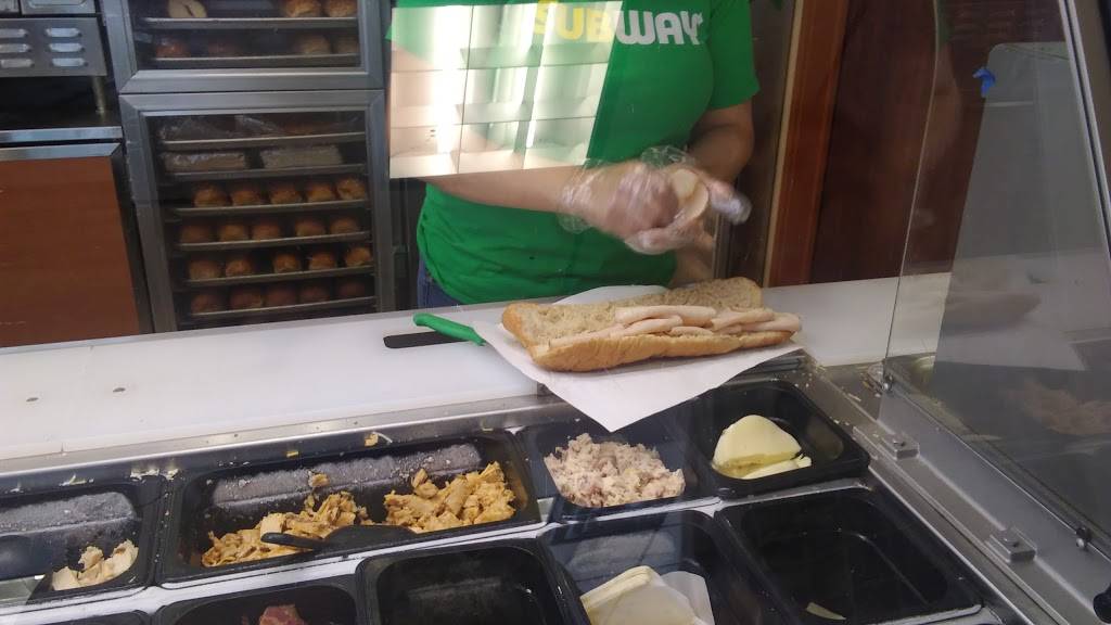 Subway Restaurants | restaurant | 5160 Aldine Mail Rte Rd, Houston, TX 77039, USA | 2815906616 OR +1 281-590-6616