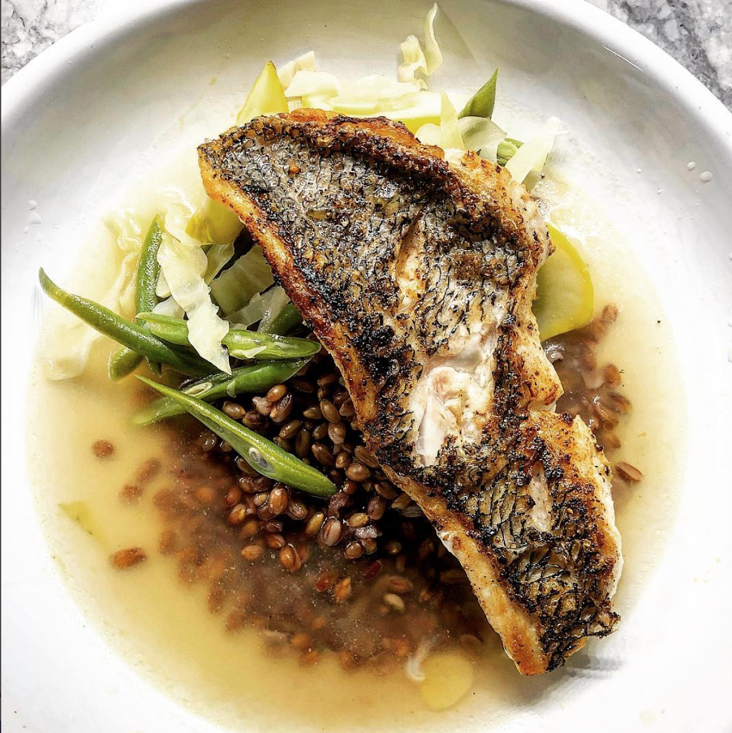 Country Mile | restaurant | 136 Belmont St, Watertown, MA 02472, USA | 6173931568 OR +1 617-393-1568