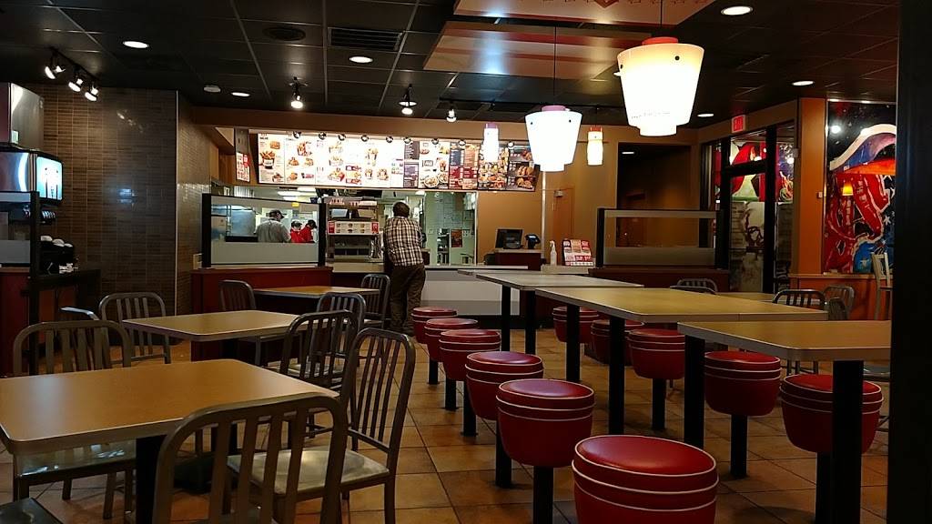 KFC | restaurant | 1750 8th St S, Wisconsin Rapids, WI 54494, USA | 7154230690 OR +1 715-423-0690