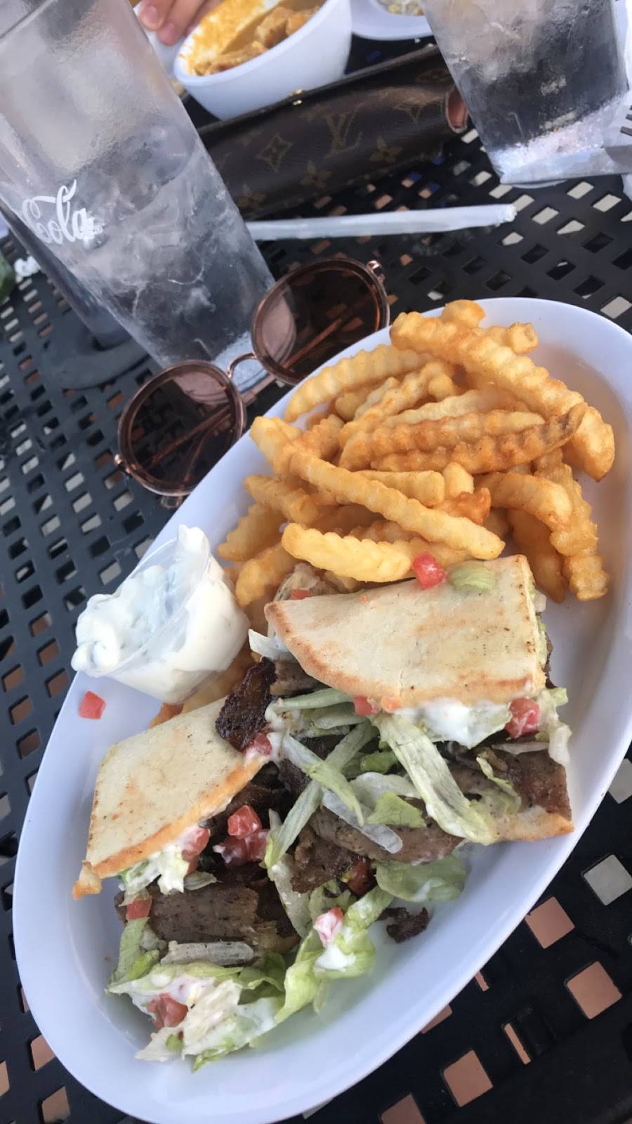 The Rooftop Food & Drinks | restaurant | 112 NW Martin Luther King Jr Blvd, Evansville, IN 47708, USA | 8125501599 OR +1 812-550-1599