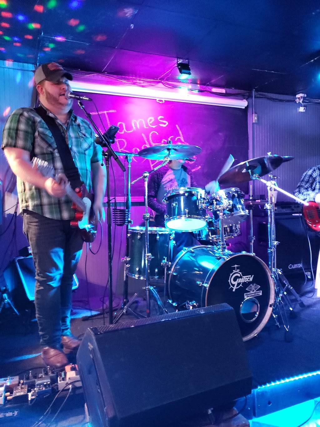 On The Rail Bar & Grill | restaurant | 465 E Main St, Easley, SC 29640, USA | 8646716062 OR +1 864-671-6062