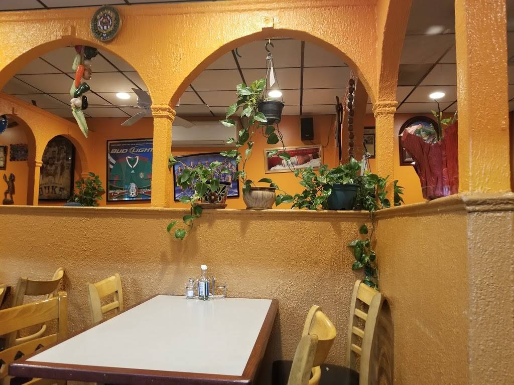 El Cuscatleco | restaurant | 4212 Garrett Rd, Durham, NC 27707, USA | 9194015245 OR +1 919-401-5245
