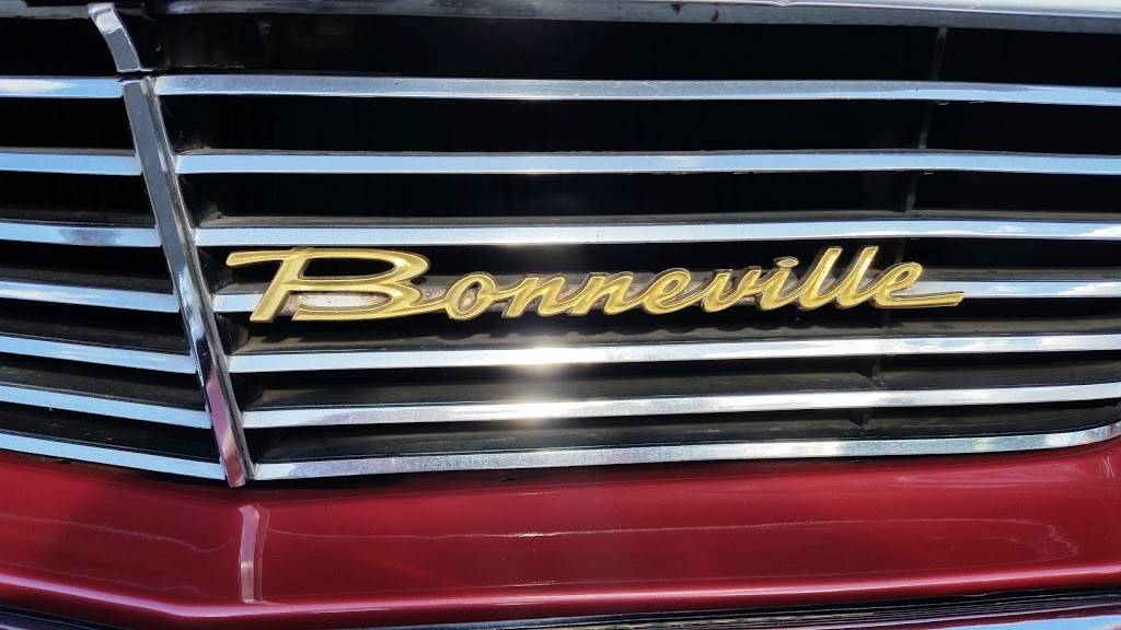 Fioris Buns & Burgers | restaurant | 406 Larkfield Center, Santa Rosa, CA 95403, USA | 7075466835 OR +1 707-546-6835