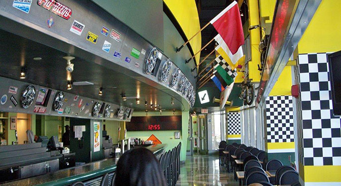 Quaker Steak & Lube | restaurant | 1, Center Court, Cleveland, OH 44115, USA | 2164202000 OR +1 216-420-2000