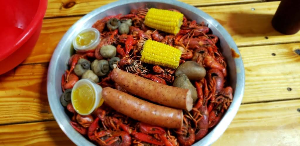 June Bugs Crawfish | restaurant | 21042 TX-494 Loop, New Caney, TX 77357, USA | 2813997681 OR +1 281-399-7681