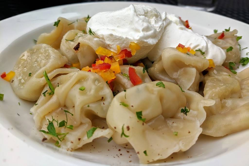 Moscow on the Hill | restaurant | 371 Selby Ave, St Paul, MN 55102, USA | 6512911236 OR +1 651-291-1236