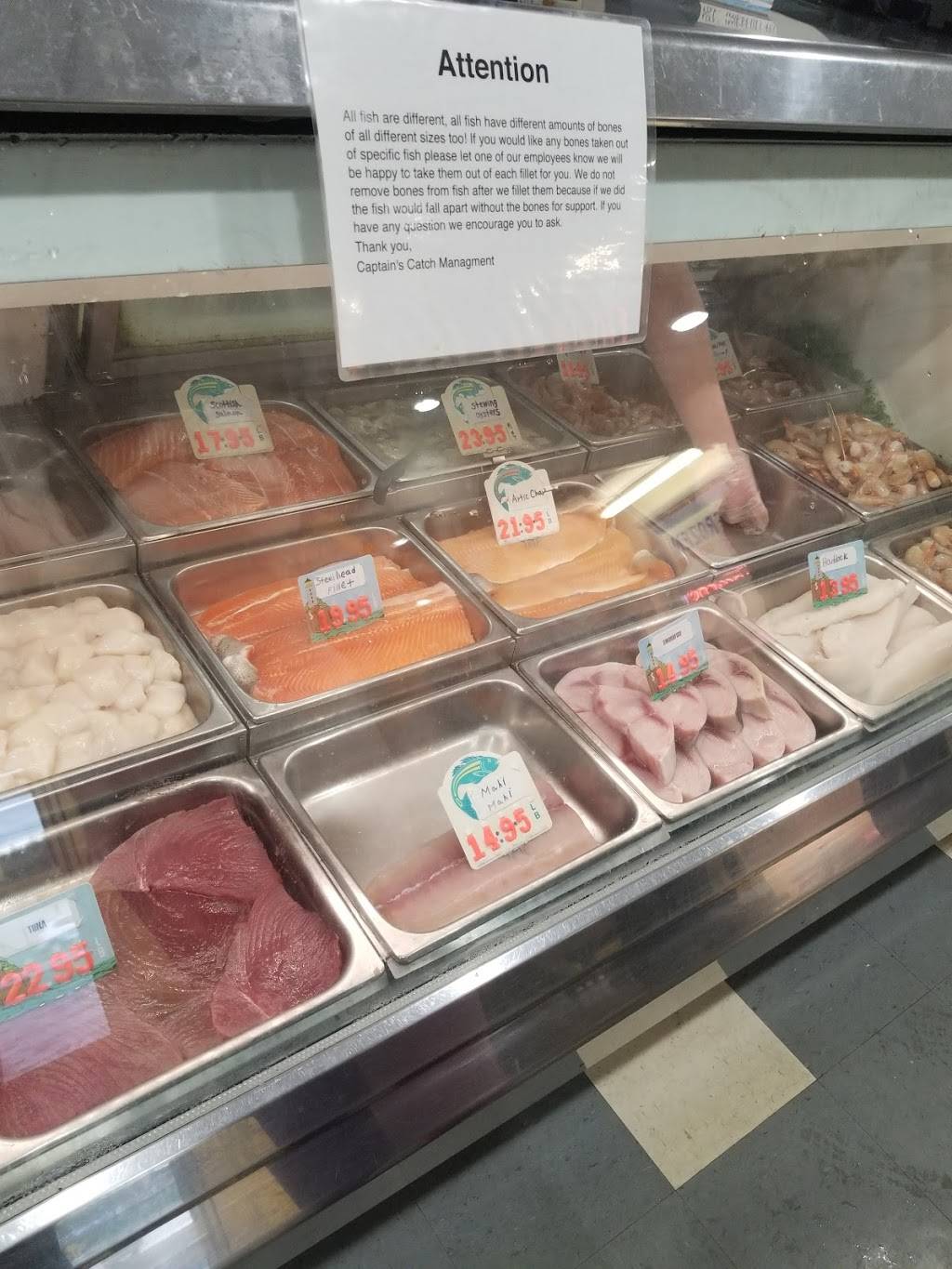 Captains Catch Seafood | meal takeaway | 5828 Kirkwood Hwy, Wilmington, DE 19808, USA | 3029983457 OR +1 302-998-3457