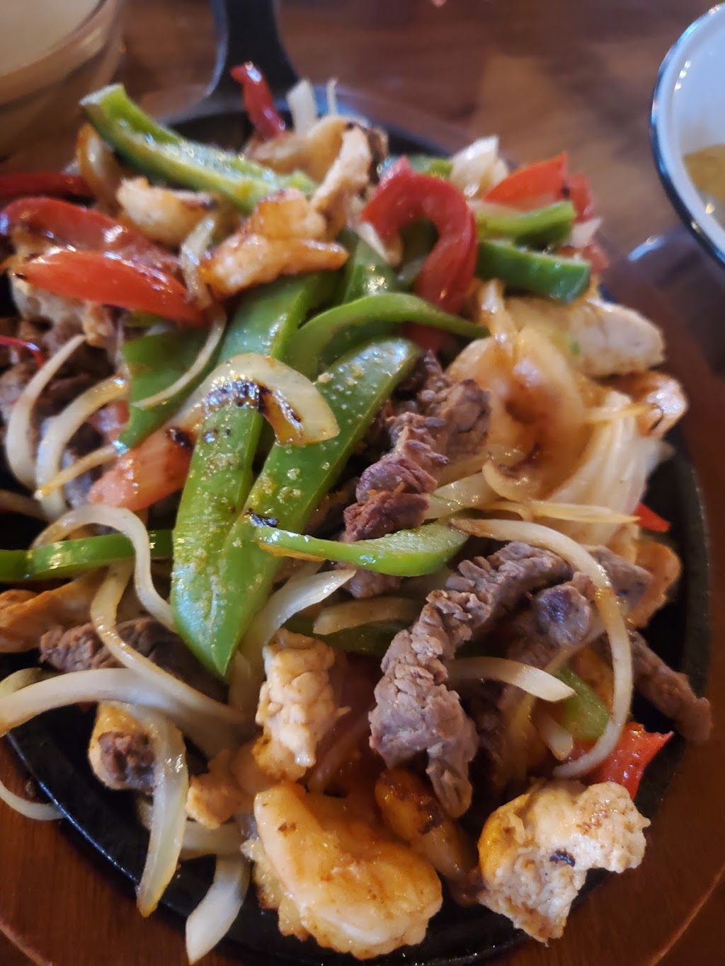 Friacos Mexican Restaurant & Cantina | restaurant | 944 Illinois Rte 59, Naperville, IL 60540, USA | 6308579286 OR +1 630-857-9286