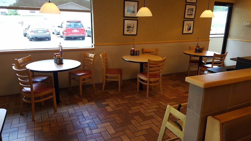 Dairy Queen Grill & Chill | restaurant | 15 Industrial Park Rd, Dawson Springs, KY 42408, USA | 2707972685 OR +1 270-797-2685