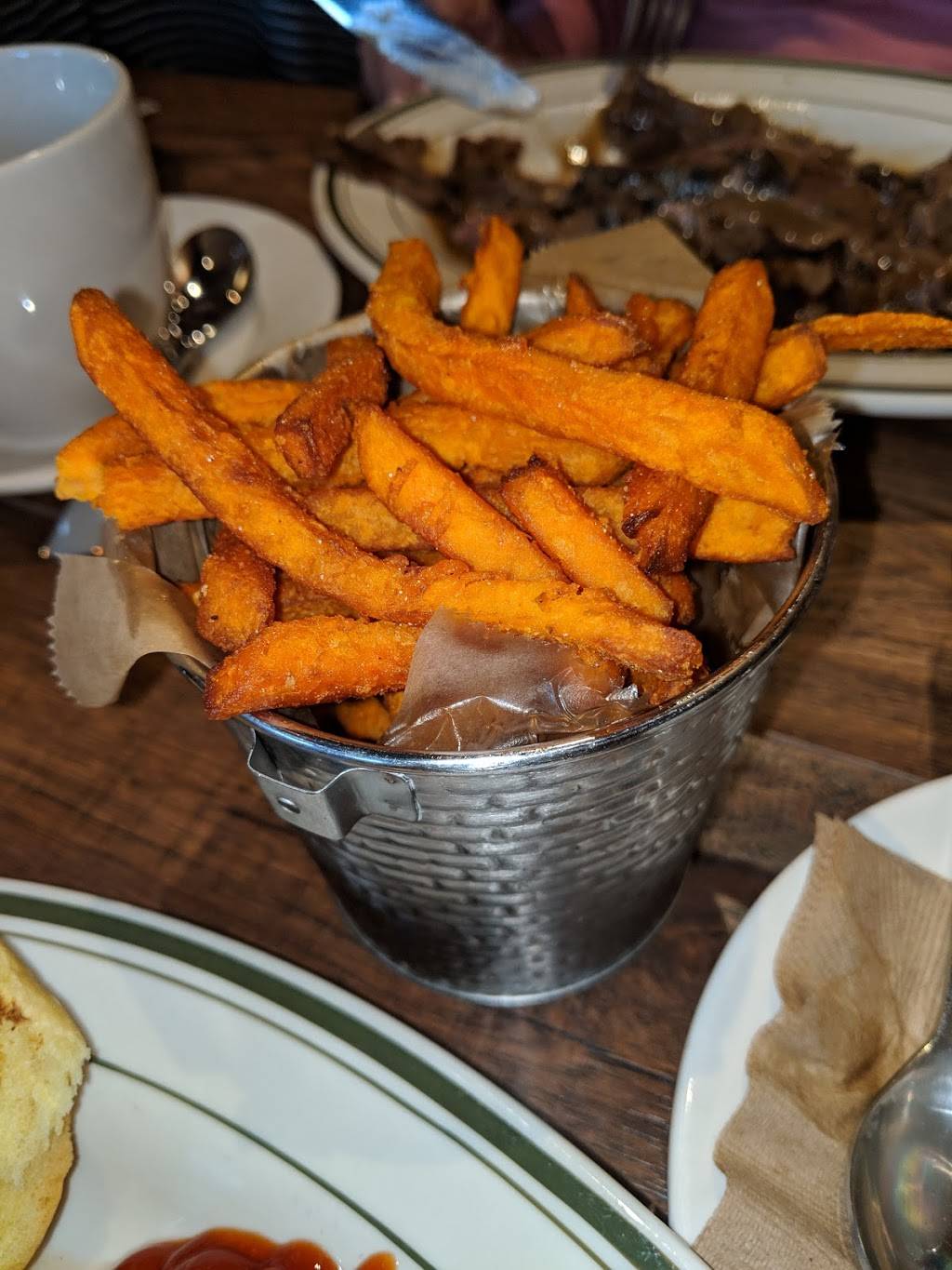 Bottle Hill Tavern | restaurant | 13 Waverly Pl, Madison, NJ 07940, USA | 9739496060 OR +1 973-949-6060