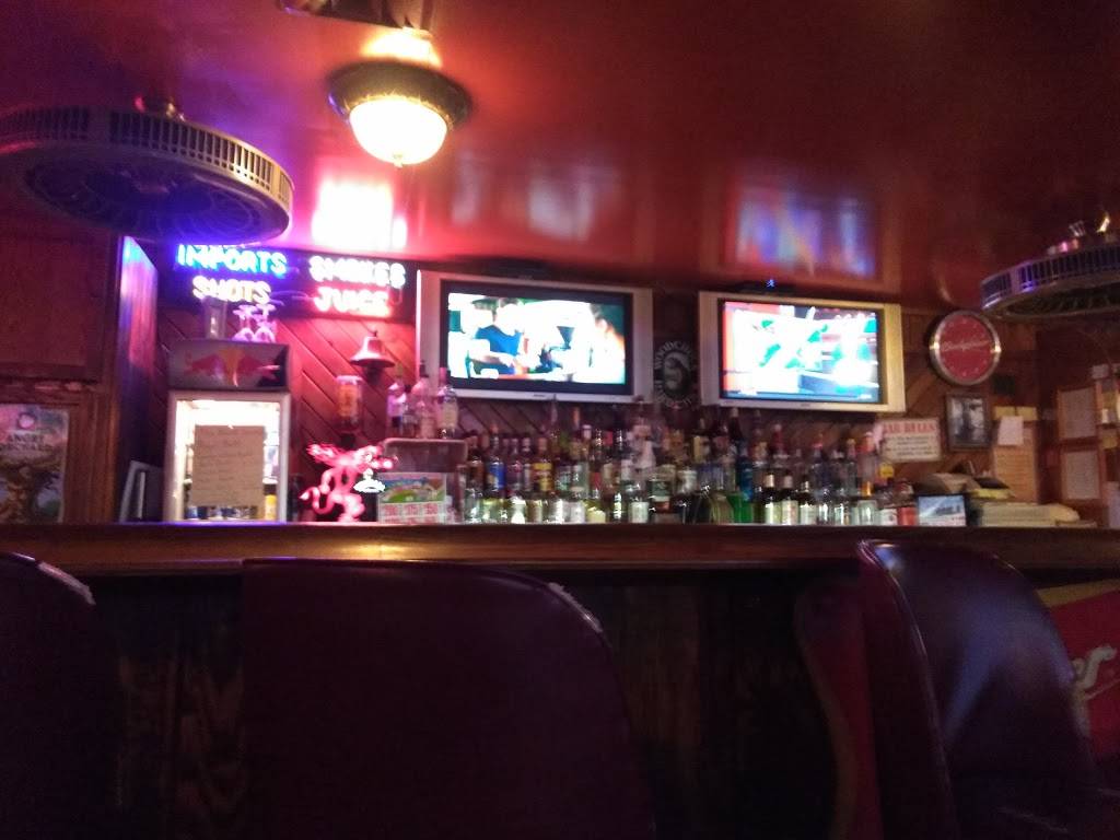 Oasis Bar & Grill | restaurant | 1811 S Burlington Dr, Muncie, IN 47302, USA | 7652828326 OR +1 765-282-8326