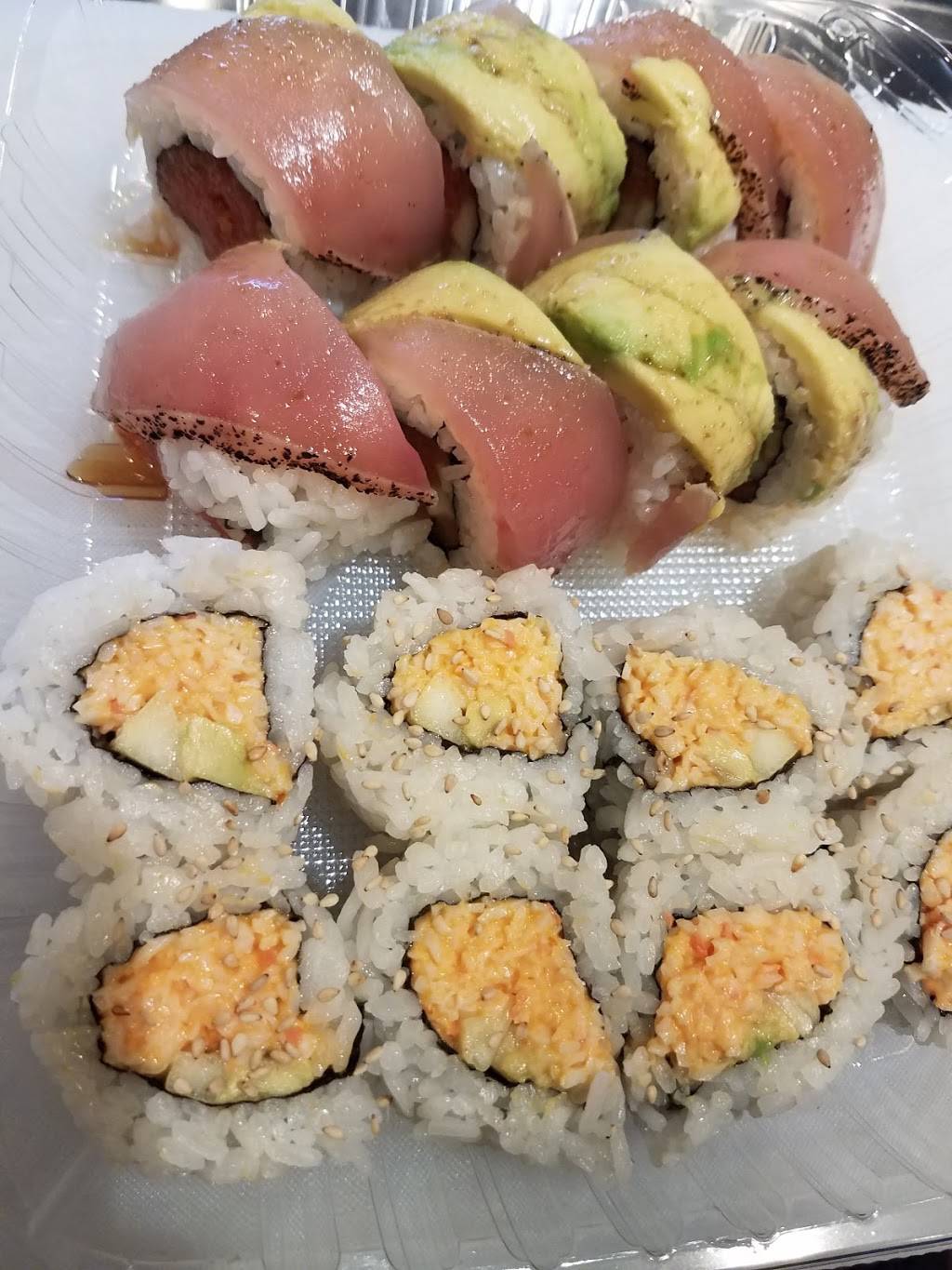 Poki & maki | restaurant | 110 S Mountain Ave unit d, Upland, CA 91786, USA | 9099317565 OR +1 909-931-7565