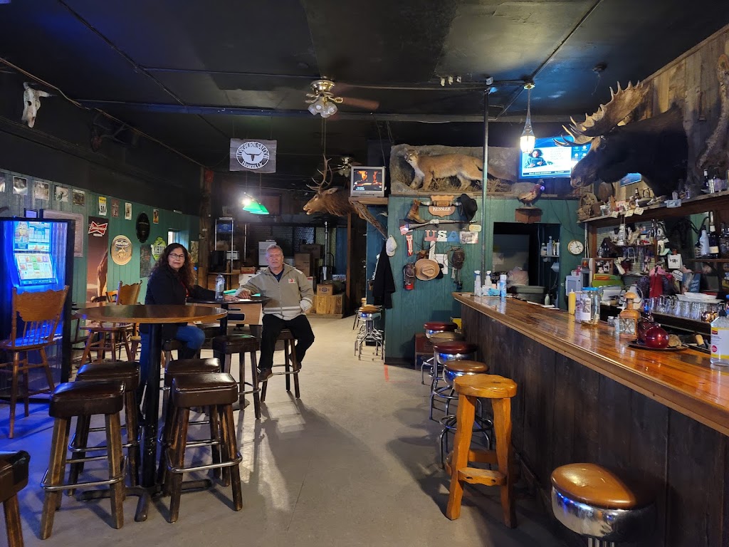 Longhorn Restaurant | restaurant | 2857 Market St, Bonanza, OR 97623, USA | 5415451209 OR +1 541-545-1209