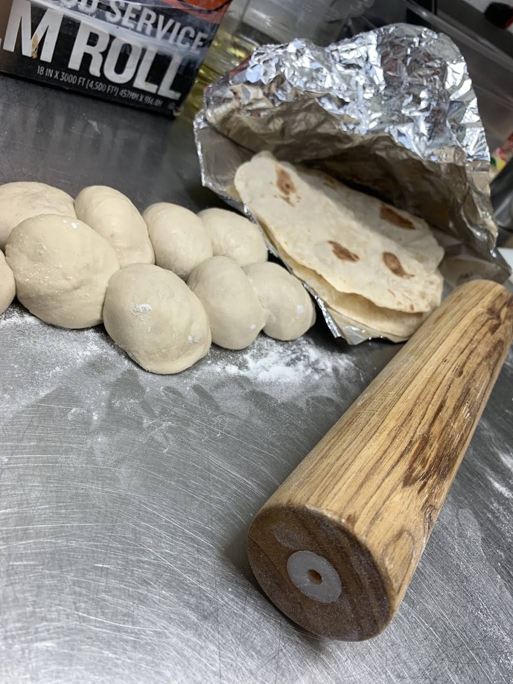 Nacho’s Tacos | restaurant | 934 E Henderson Ave, Tampa, FL 33605, USA | 8134987524 OR +1 813-498-7524