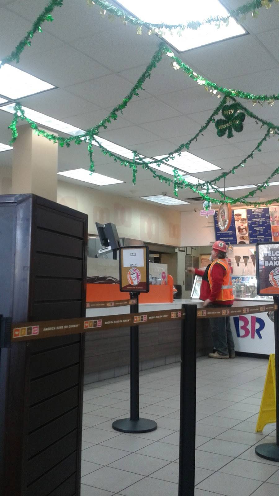 Dunkin Donuts | cafe | 24 Newbridge Rd, Hicksville, NY 11801, USA | 5169315777 OR +1 516-931-5777