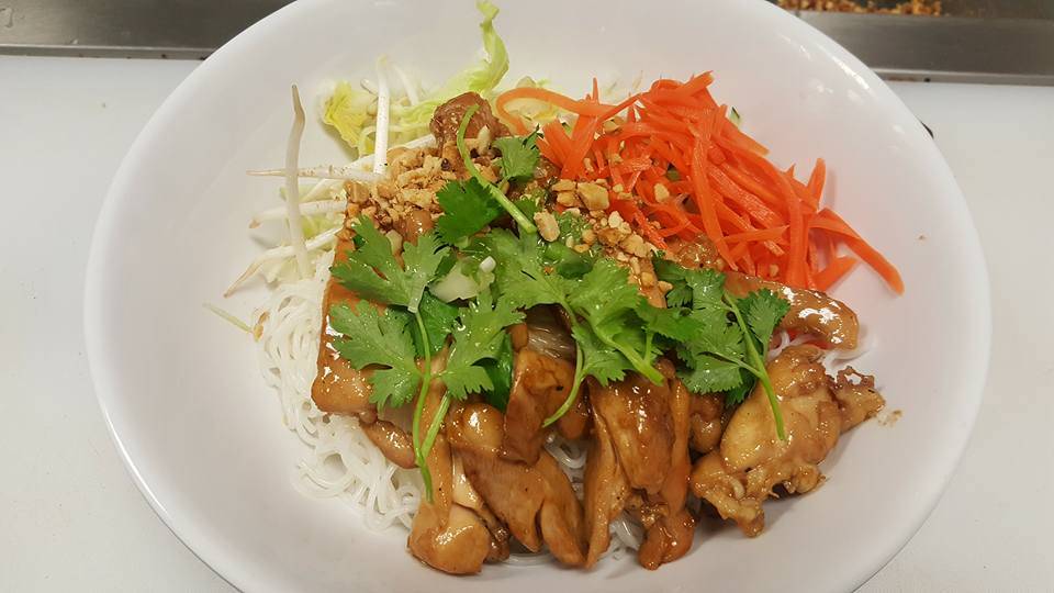 Pho Evermore | restaurant | 1017 Casitas Pass Rd, Carpinteria, CA 93013, USA | 8052206633 OR +1 805-220-6633