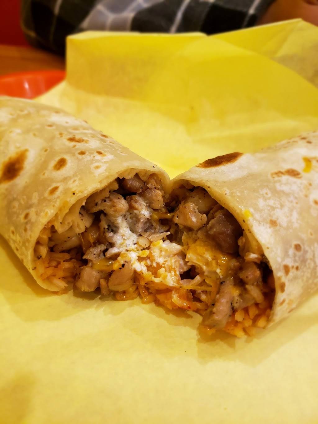 Los Alazanes | restaurant | 18805 Bear Valley Rd, Apple Valley, CA 92308, USA | 7602402100 OR +1 760-240-2100