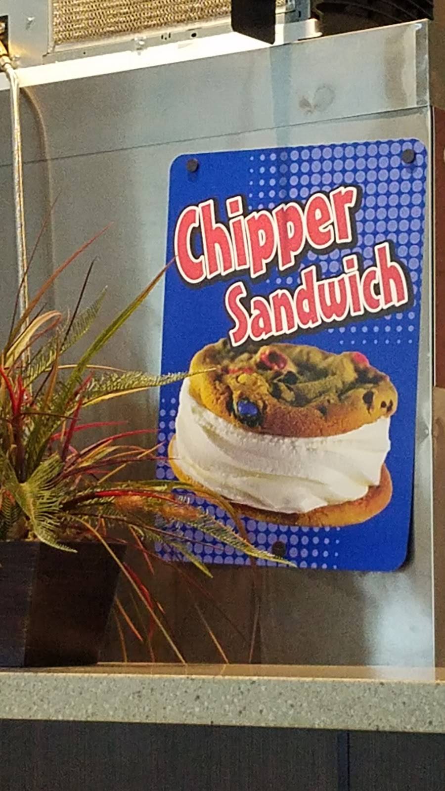 Toms Drive-In | restaurant | 5531 Superior Ave, Sheboygan, WI 53083, USA | 9207836850 OR +1 920-783-6850