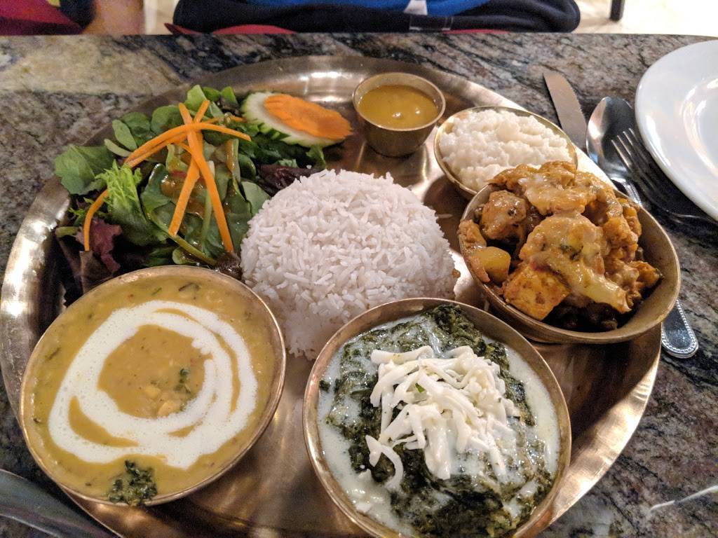 Monsoon Himalayan Cuisine | restaurant | 20 Stone Pine Rd, Half Moon Bay, CA 94019, USA | 6507130826 OR +1 650-713-0826