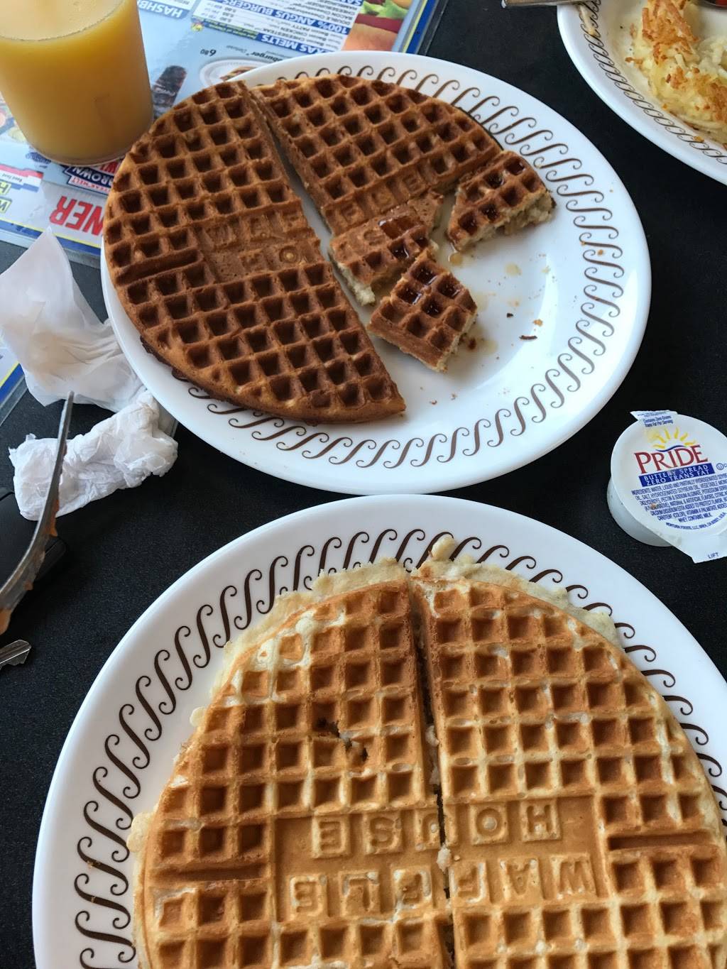 Waffle House | meal takeaway | 8111 E Rl Thornton Expwy, Dallas, TX 75228, USA | 2146609212 OR +1 214-660-9212