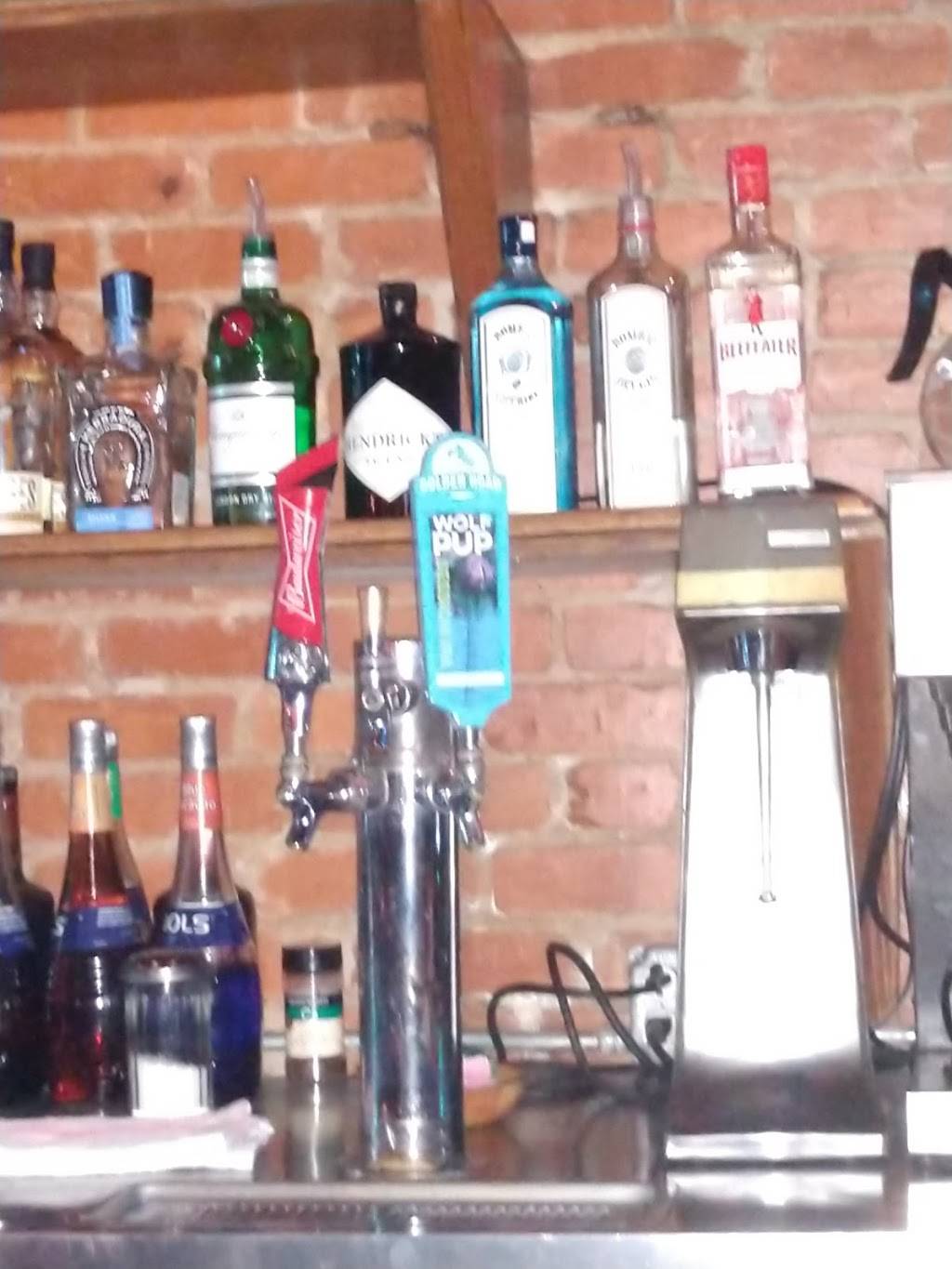 Molly Malones Irish Pub | restaurant | 575 S Fairfax Ave, Los Angeles, CA 90036, USA | 3239351577 OR +1 323-935-1577