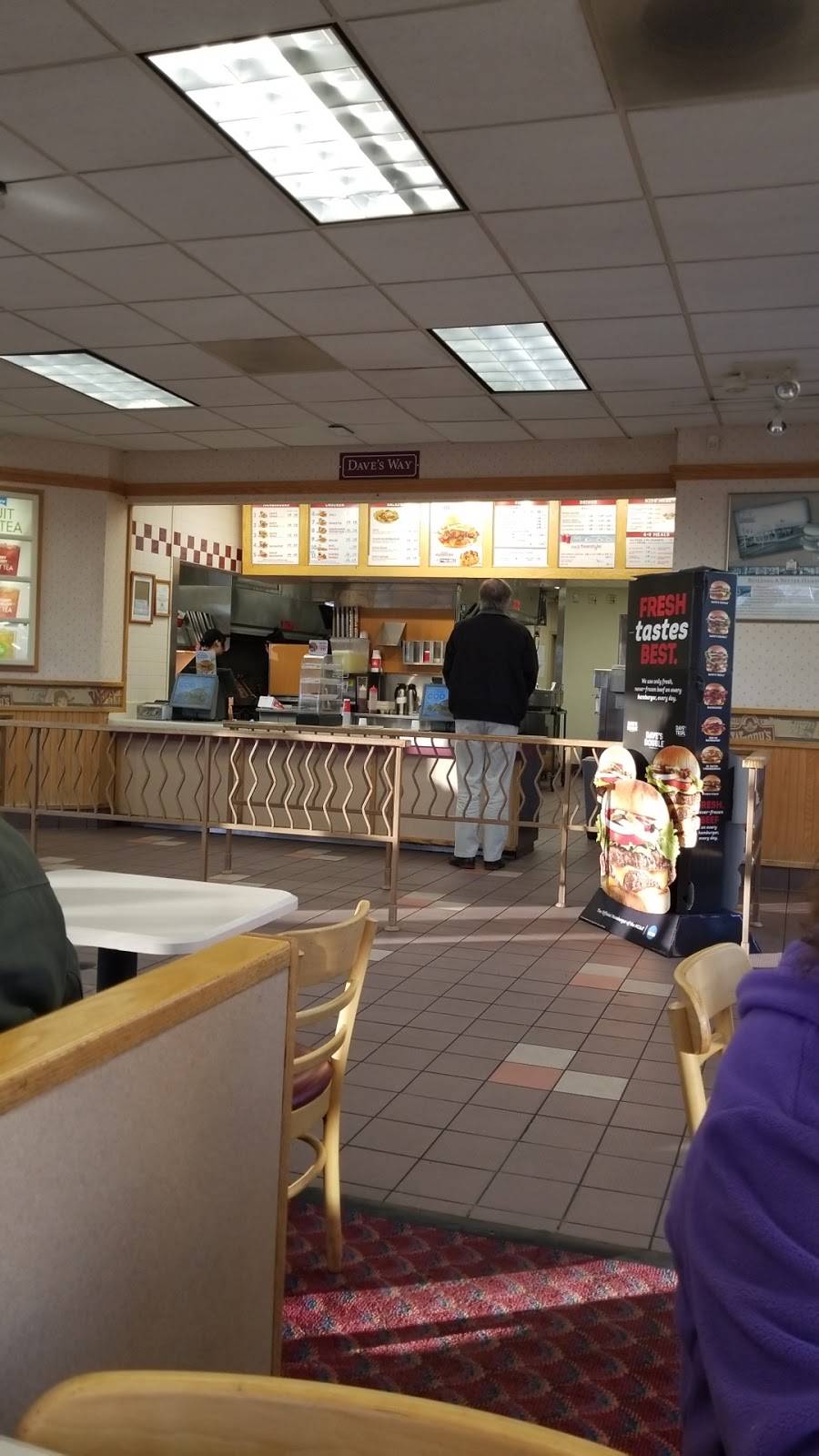 Wendys | restaurant | 3390 Lehigh St, Allentown, PA 18103, USA | 6109650385 OR +1 610-965-0385