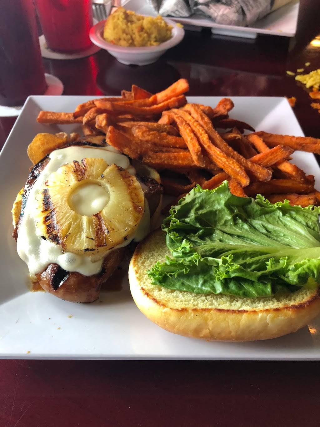 Yucatan Waterfront Bar and Grill | restaurant | 4875 Pine Island Rd, Matlacha, FL 33993, USA | 2392830113 OR +1 239-283-0113