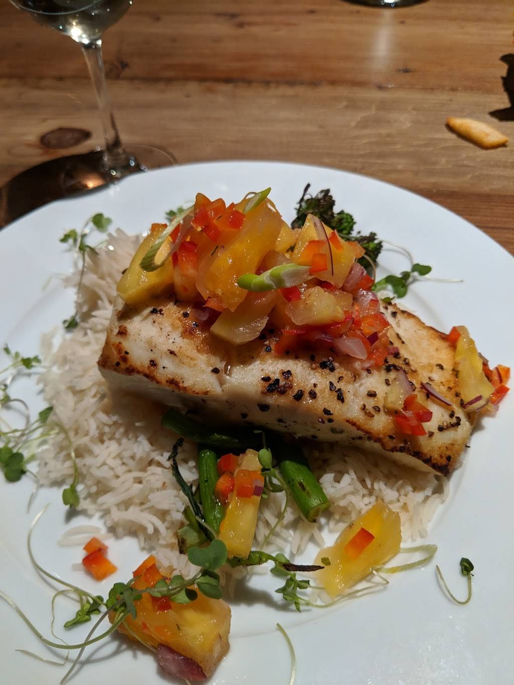 Woodside Grill | restaurant | 4125 Riverside Pl, Anderson, CA 96007, USA | 5303657077 OR +1 530-365-7077