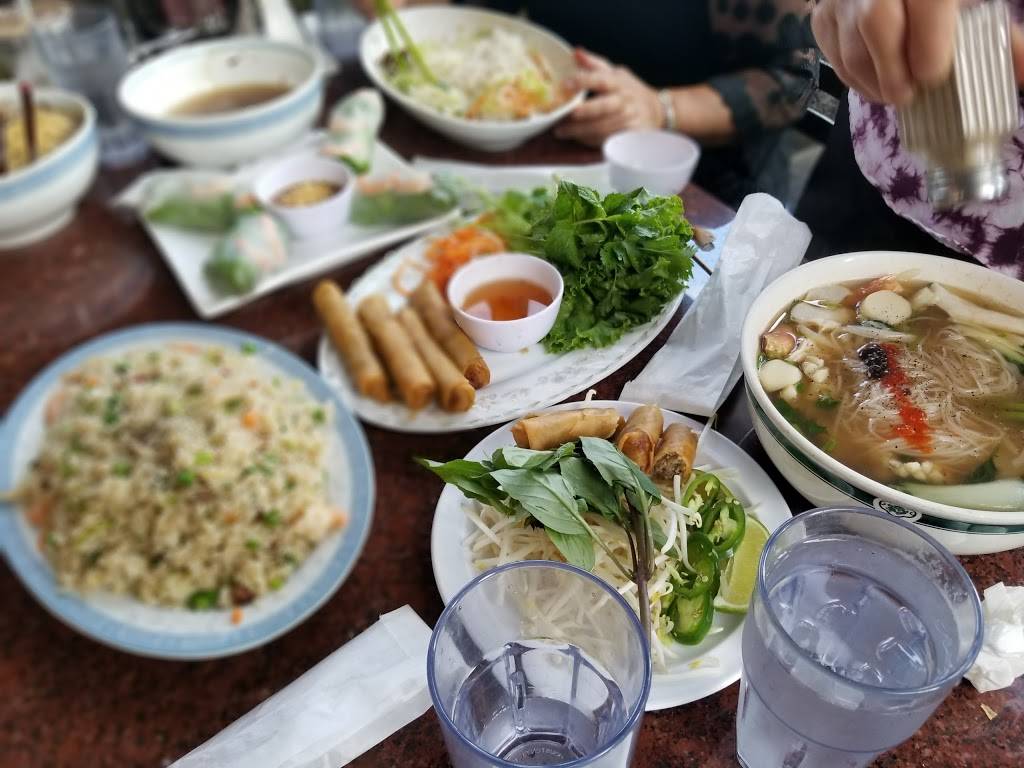 Phở Saigon Bay | restaurant | 6458 Stockton Blvd, Sacramento, CA 95823, USA | 9165949395 OR +1 916-594-9395