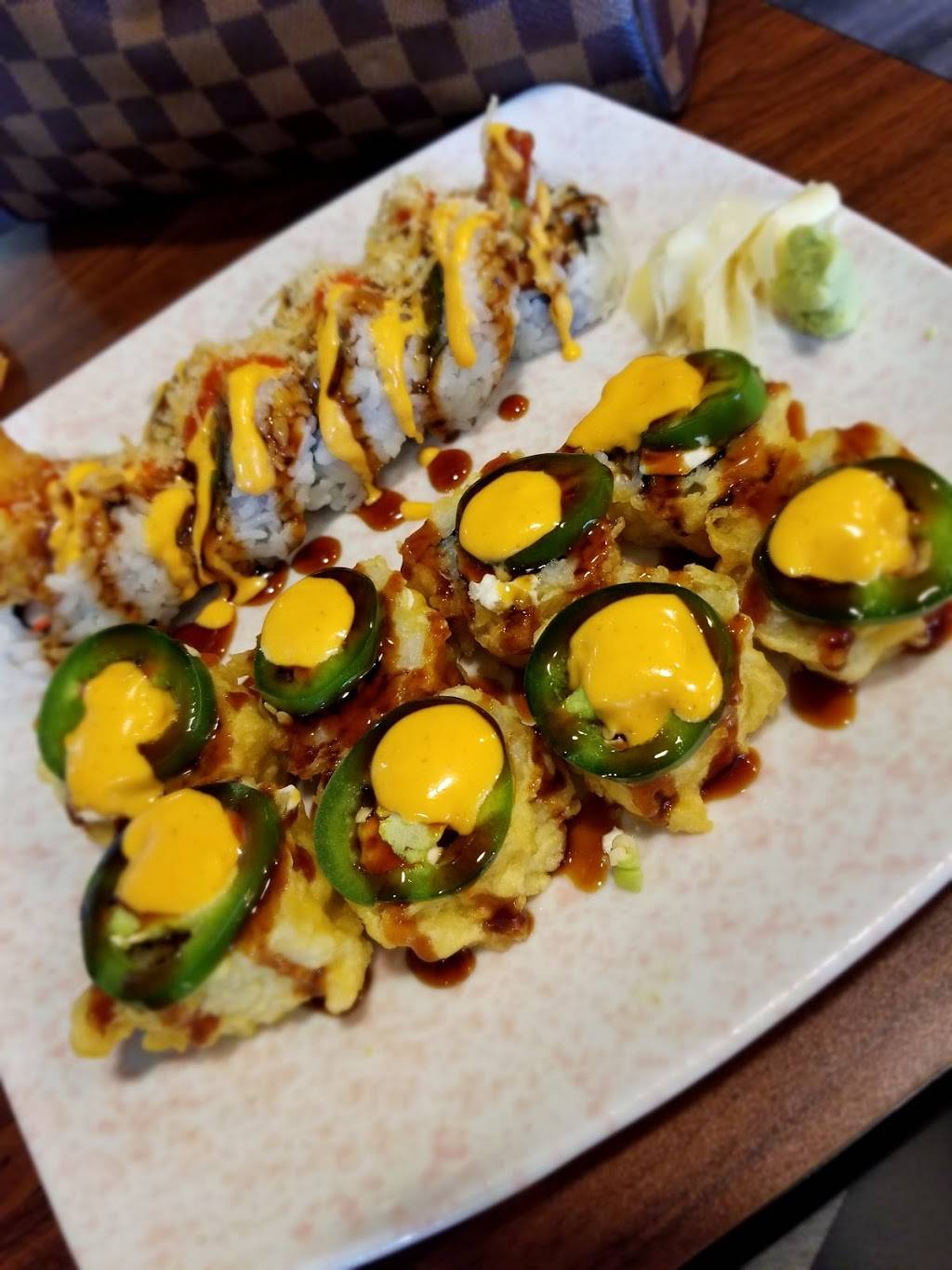 Fat Salmon Sushi | restaurant | 11411 Joseph Campau Ave, Hamtramck, MI 48212, USA | 3133054347 OR +1 313-305-4347