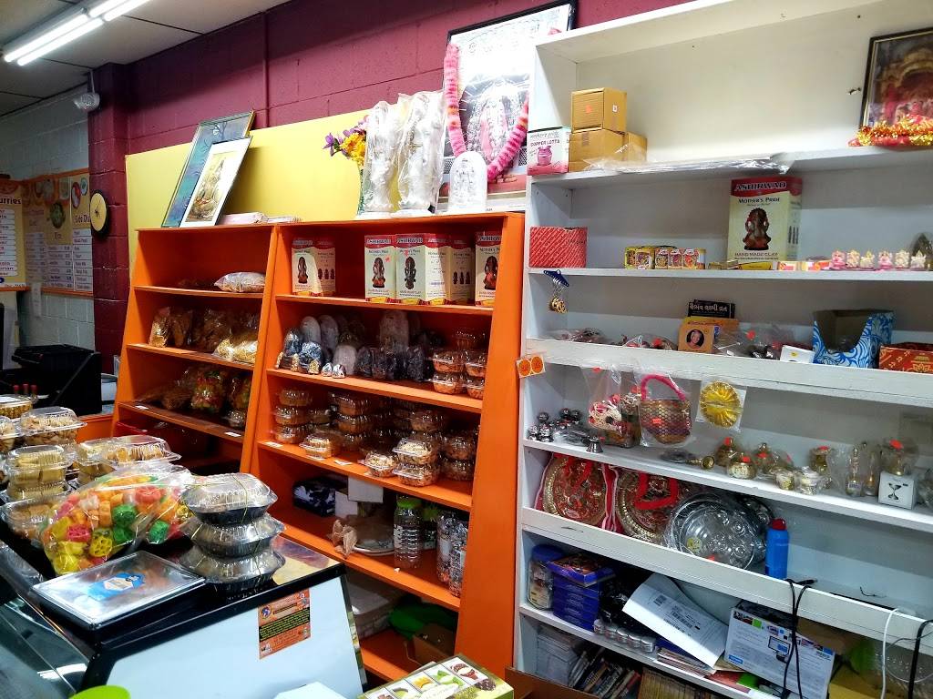 Pavan Foods | restaurant | 8904 Harford Rd, Parkville, MD 21234, USA | 4106633201 OR +1 410-663-3201