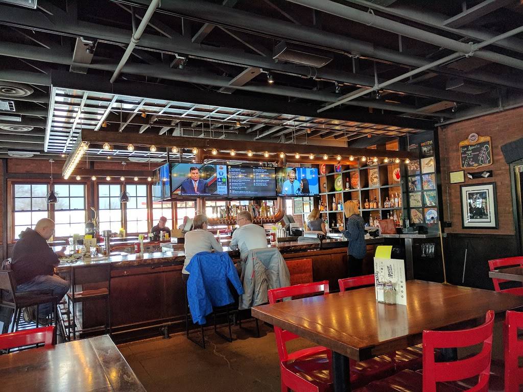 The Pour House [North Wales] | restaurant | 29 Airport Square, North Wales, PA 19454, USA | 2676454000 OR +1 267-645-4000