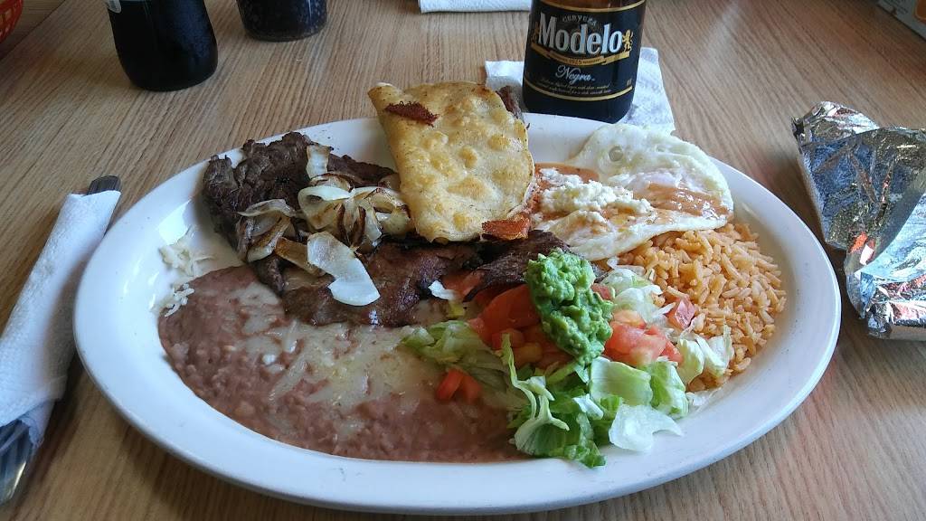 El Chilaquil Authentic Mexican Restaurant | restaurant | East Lancaster Plaza Shopping Center, 1052 E Avenue J, Lancaster, CA 93535, USA, Lancaster, CA 93535, USA | 6619414068 OR +1 661-941-4068