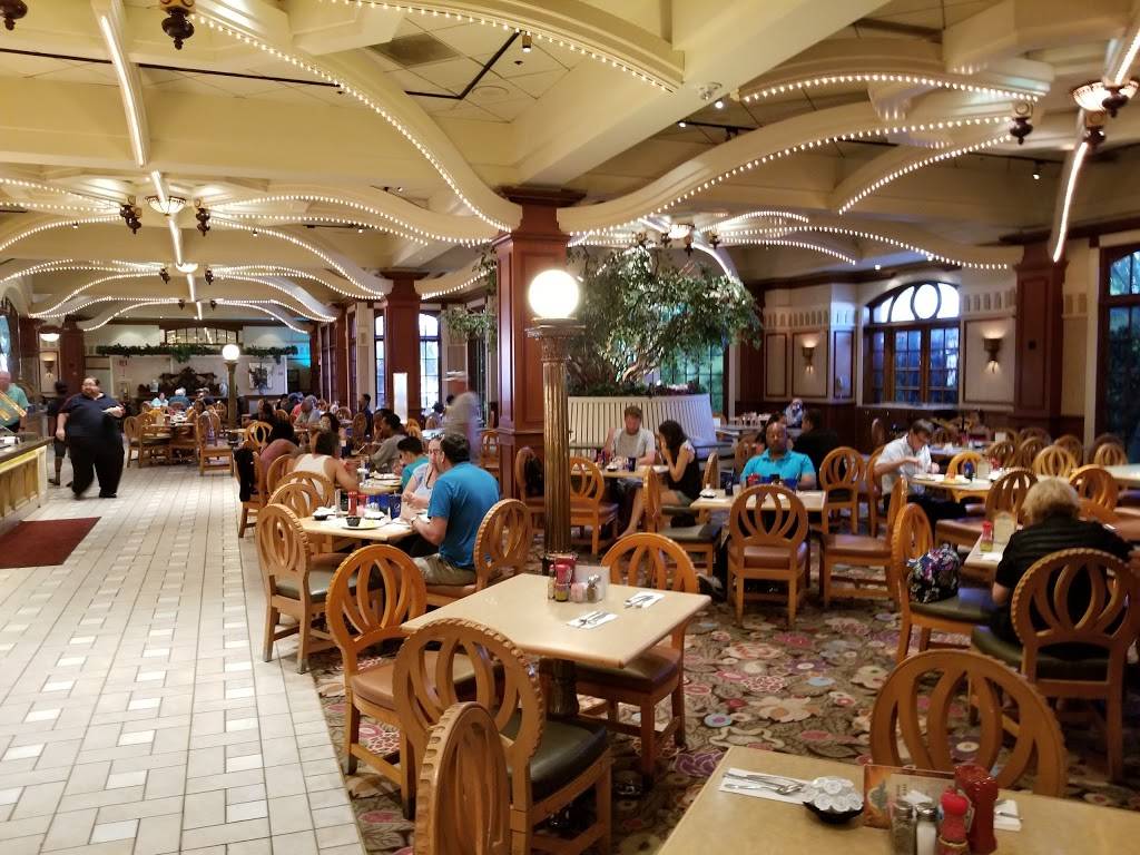 Garden Court Buffet | restaurant | 200 N Main St, Las Vegas, NV 89101, USA | 7023871896 OR +1 702-387-1896